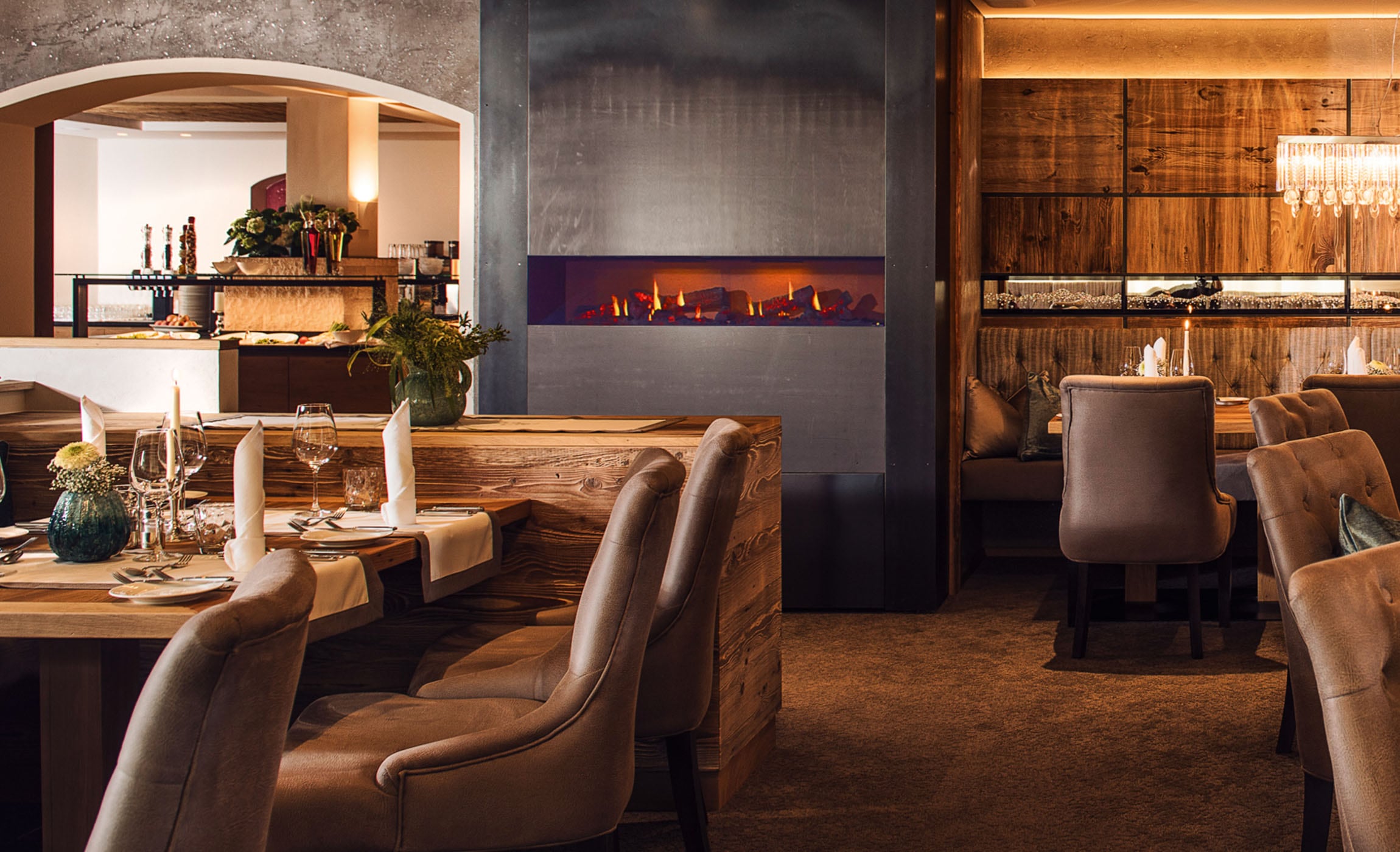 haas-design.at-hotel-und-home-interior-onlineshop-tuev-geprueft-effektfeuerkamin-movie-star-large