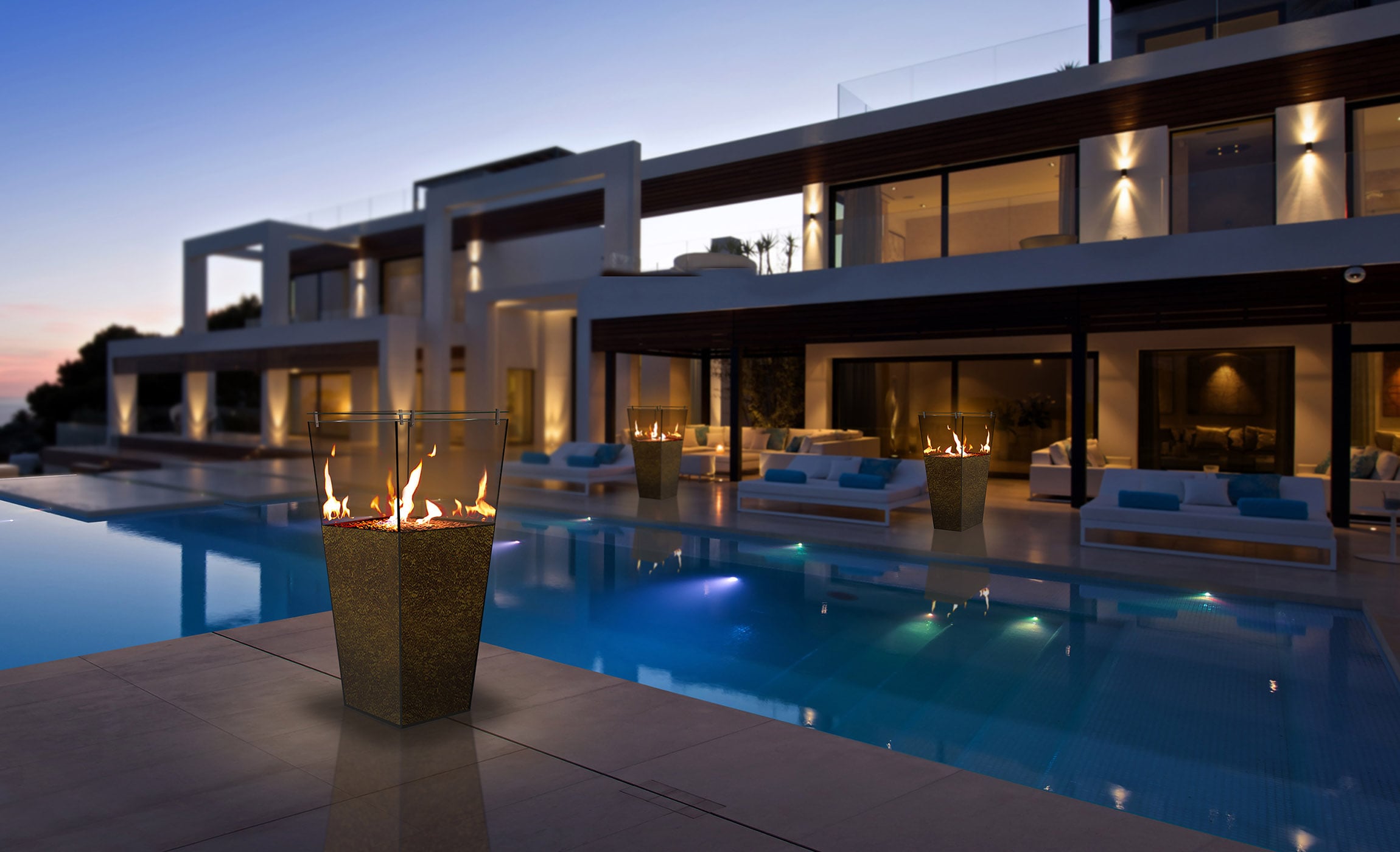 haas-design.at-hotel-und-home-interior-onlineshop-tuev-geprueft-effektfeuerkamin-vase-gold